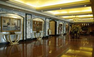 Dongfang Hotel